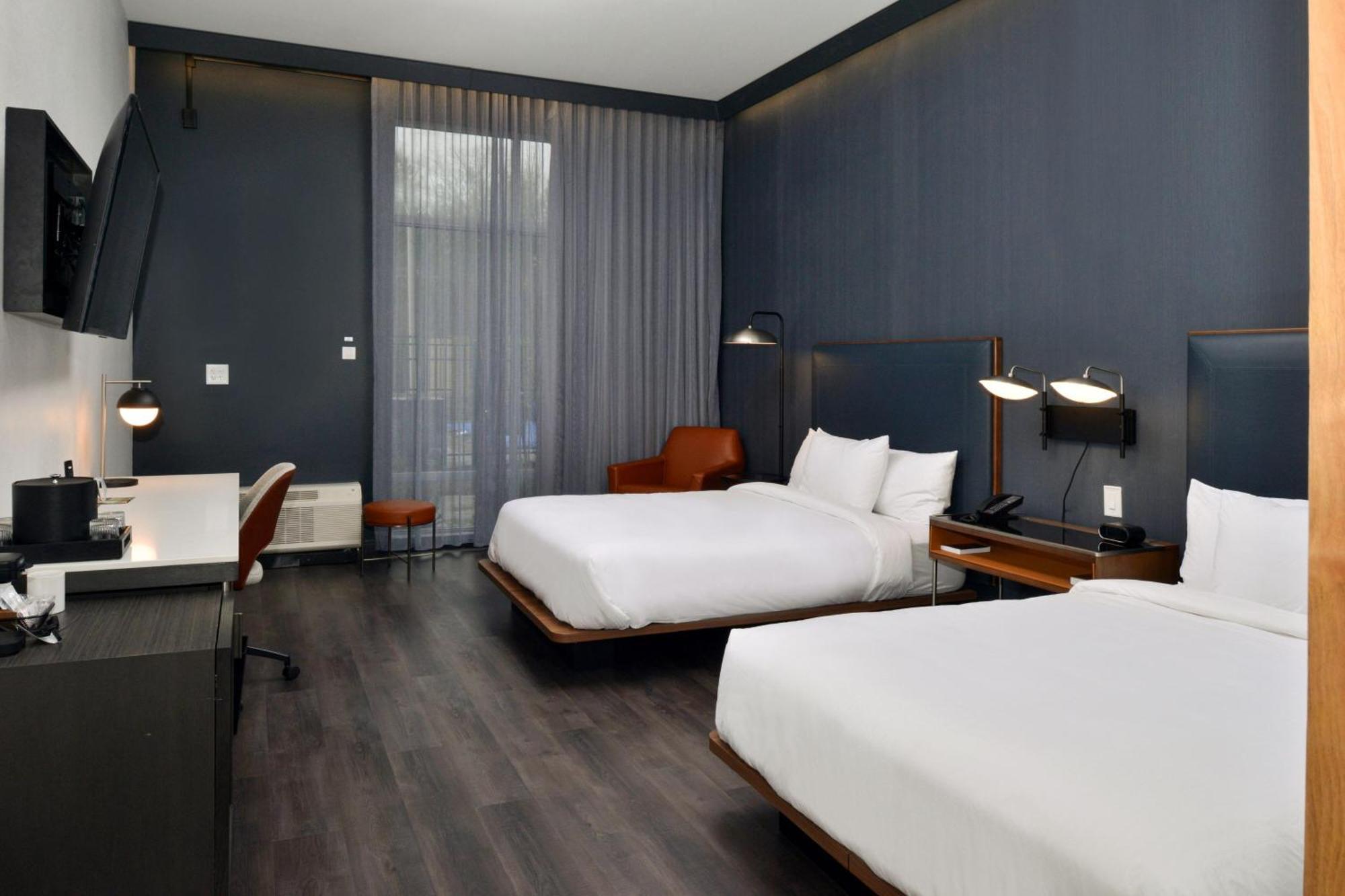 Courtyard By Marriott Raleigh Cary Crossroads Hotel Exterior photo