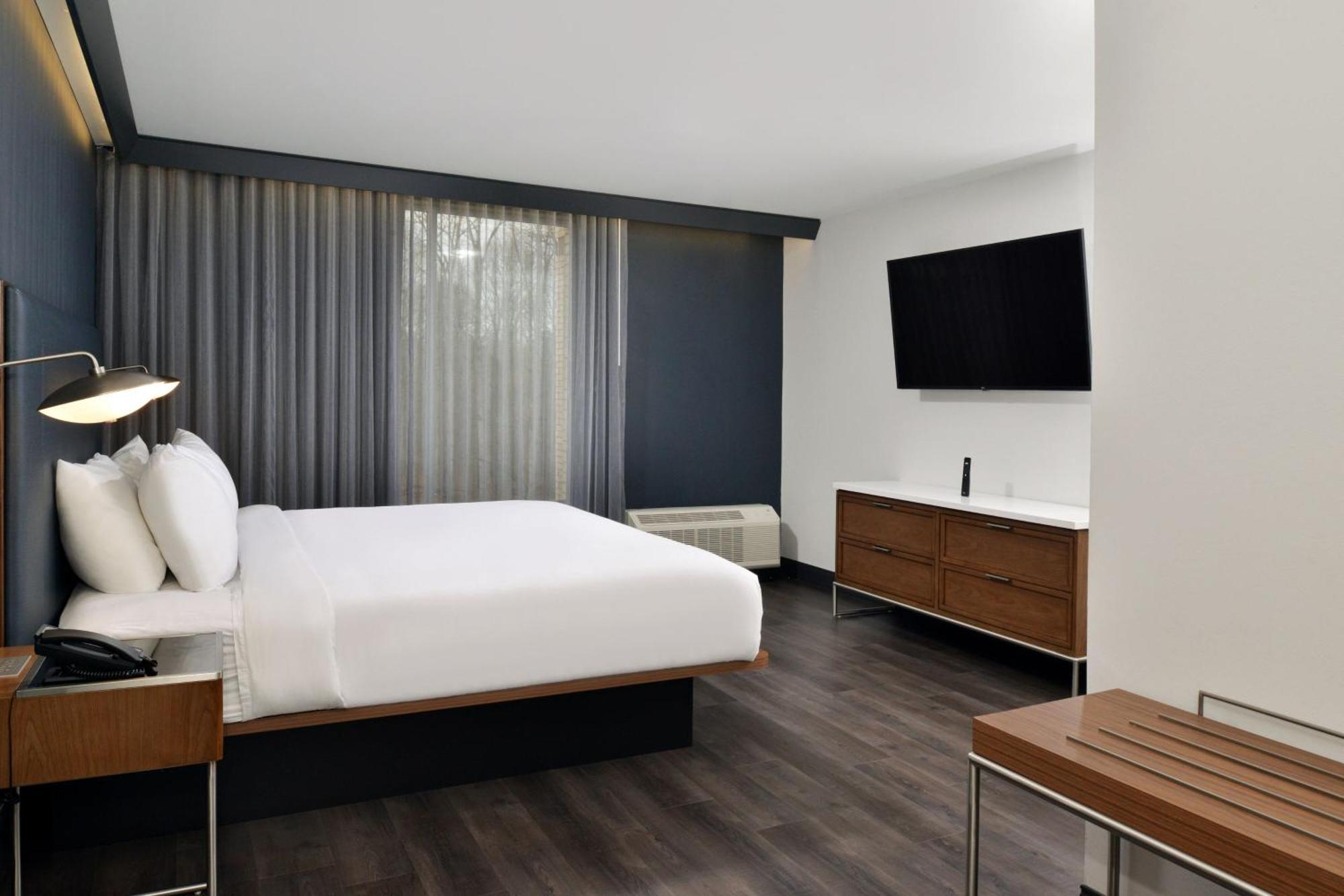 Courtyard By Marriott Raleigh Cary Crossroads Hotel Exterior photo